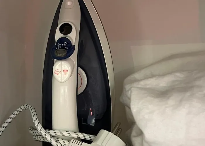 Cozy And Quiet 10 Min From Train Station