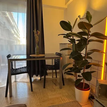 Cozy&quiet 10 Min From Train Station Appartement Cannes