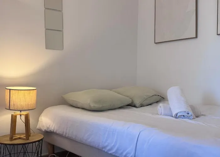 Cozy And Quiet 10 Min From Train Station * 戛纳